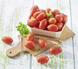 Tomate Cerise Allongee Kg