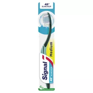 Cepillo de dientes mediano 4d Whiteness - Signal