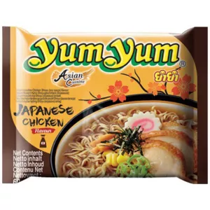 Sopa de Macarrão Shoyu com Frango 60g - YUM YUM