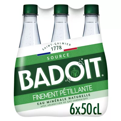 Nước khoáng tự nhiên màu xanh lá cây lấp lánh 6x50cl - BADOIT