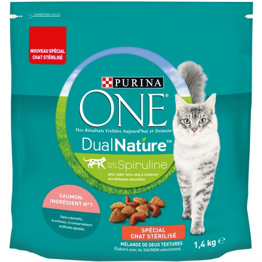 Kroketten für sterilisierte erwachsene Katzen mit Lachs und Spirulina ONE 1,4 kg - PURINA